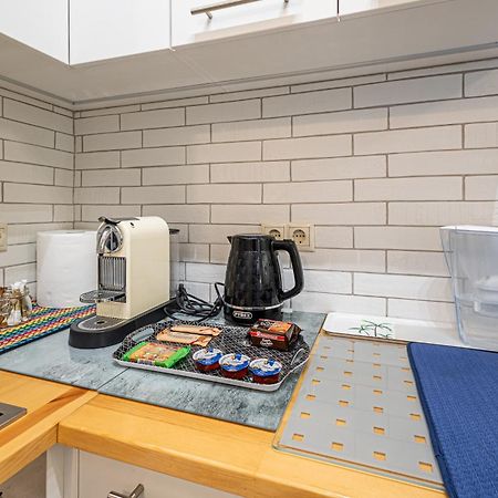 Alimos Marina Beach Apartment أثينا المظهر الخارجي الصورة